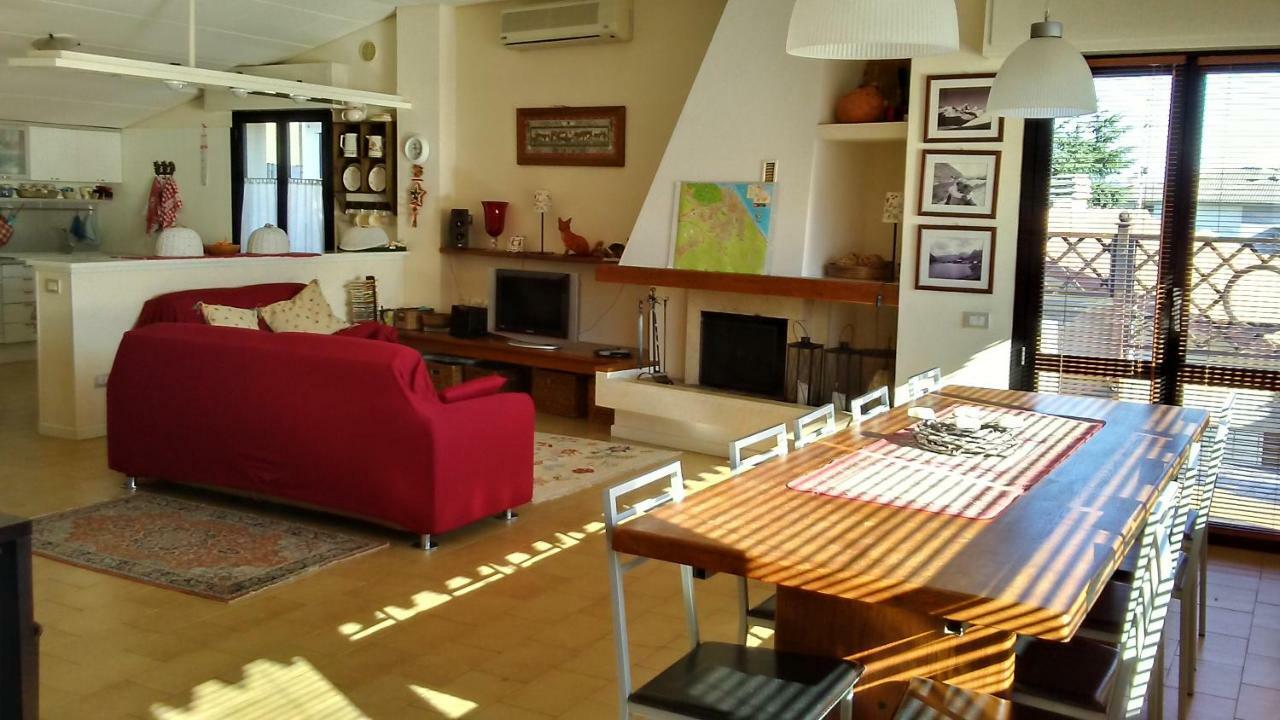 A Casa Di Clo Bed & Breakfast Pesaro Eksteriør bilde